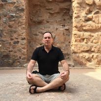 Rob (Mindfulness & Yin Yoga)